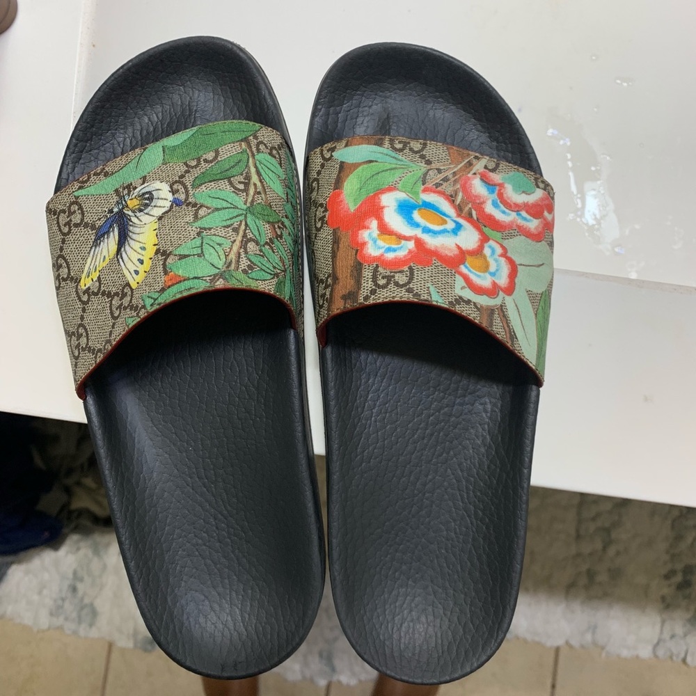 gucci slides